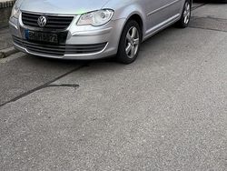 Grau Gebraucht 2008 VW Touran Van / Kleinbus | 6.850 €