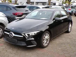 Schwarz Gebraucht 2018 Mercedes A200 Progressive Limousine | 20.490 € (Fairer Preis)