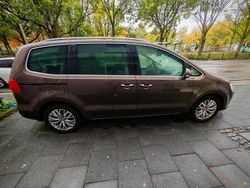 Braun Gebraucht 2011 VW Sharan Van / Kleinbus | 7.499 € (Guter Preis)
