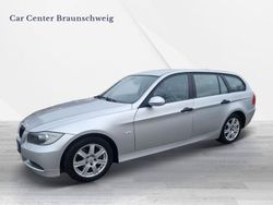 Silber Gebraucht 2005 BMW 320 Sport Line Kombi | 4.999 € (Etwas zu teuer)