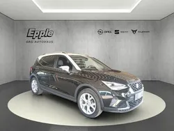 Schwarz Gebraucht 2024 Seat Arona FR SUV | 23.790 € (Guter Preis)