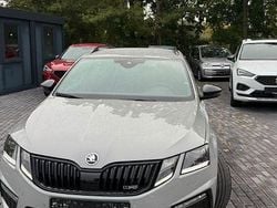 Grau Gebraucht 2020 Skoda Octavia RS Kombi | 20.900 € (Fairer Preis)