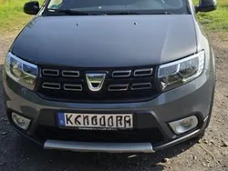 Grau Gebraucht 2018 Dacia Sandero Celebration Kleinwagen | 9.500 € (Guter Preis)