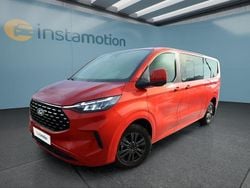 Rot Gebraucht 2025 Ford Tourneo Van / Kleinbus | 48.399 € (Guter Preis)