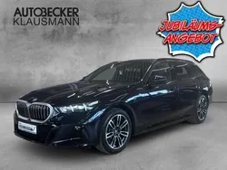 Schwarz Gebraucht 2025 BMW 530e M Sport Kombi | 73.218 €