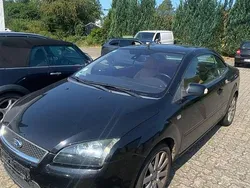 Neroschwarz Gebraucht 2007 Ford Focus Titanium Cabrio | 1.900 € (Superpreis)