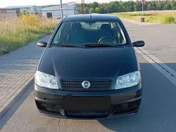 Schwarz Gebraucht 2005 Fiat Punto Active Kleinwagen | 2.000 € (Etwas zu teuer)