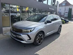 Quarz silber metallic Gebraucht 2024 Opel Grandland X Ultimate SUV | 29.290 € (Fairer Preis)