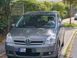 Grau Gebraucht 2005 Toyota Corolla Verso Edition Van / Kleinbus | 3.500 € (Guter Preis)