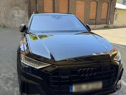 Schwarz Gebraucht 2023 Audi Q8 Ambiente SUV | 92.000 €