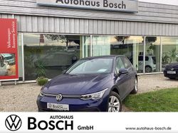 Atlantic blue Gebraucht 2023 VW Golf VIII Life Limousine | 23.850 € (Guter Preis)