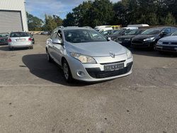 Grau Gebraucht 2009 Renault Mégane GrandTour Expression Kombi | 3.980 € (Teuer)