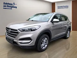 Gold Gebraucht 2018 Hyundai Tucson Classic SUV | 15.950 € (Etwas zu teuer)