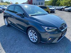 Grau Gebraucht 2023 Seat Ibiza FR Kleinwagen | 23.880 € (Fairer Preis)