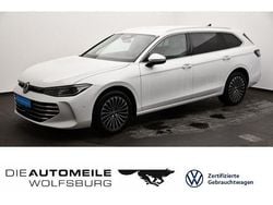 Oryxweiß perlmutteffekt (metallic) Gebraucht 2025 VW Passat Elegance Kombi | 35.990 € (Superpreis)
