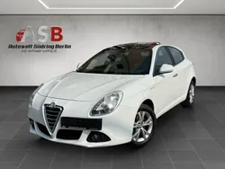 Colore esterno (bianco ghiacci Gebraucht 2012 Alfa Romeo Giulietta Turismo Kleinwagen | 8.999 € (Fairer Preis)