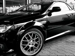 Schwarz Gebraucht 2006 Opel Tigra Cabrio | 1.664 € (Fairer Preis)