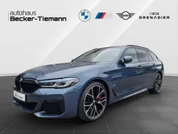 Blau Gebraucht 2022 BMW 540 Performance Kombi | 55.910 €
