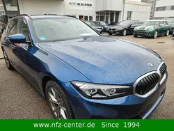 Blau Gebraucht 2023 BMW 318 Shadowline Kombi | 29.700 € (Guter Preis)