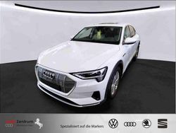 Glacier white metallic Gebraucht 2022 Audi e-tron Sportback Advanced SUV | 33.970 € (Fairer Preis)