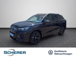 Deep black perleffekt (metallic) Gebraucht 2024 VW Tiguan R-line SUV | 40.800 € (Fairer Preis)