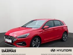 Rot Gebraucht 2024 Hyundai i30 Trend Kombi | 21.490 € (Fairer Preis)