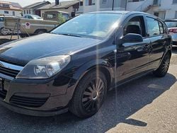 Schwarz Gebraucht 2006 Opel Astra Edition+ Limousine | 799 € (Superpreis)