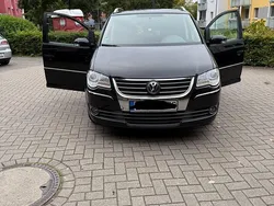 Schwarz Gebraucht 2007 VW Touran Van / Kleinbus | 4.900 € (Etwas zu teuer)