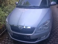 Silber Gebraucht 2013 Skoda Fabia Fresh Kombi | 6.500 € (Fairer Preis)
