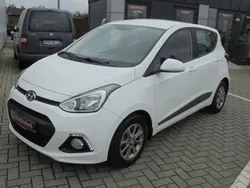 Weiß Gebraucht 2016 Hyundai i10 Style Kleinwagen | 11.790 € (Fairer Preis)