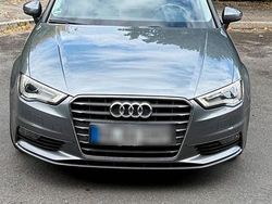 Grau Gebraucht 2014 Audi A3 S-Line Limousine | 10.900 € (Etwas zu teuer)