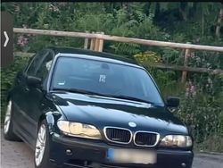 Schwarz Gebraucht 2004 BMW 320 Limousine | 3.800 € (Teuer)