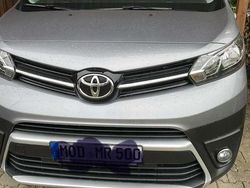 Grau Gebraucht 2023 Toyota Proace Van | 23.500 € (Guter Preis)