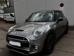 Grau Gebraucht 2018 Mini Cooper S Kleinwagen | 19.900 € (Fairer Preis)