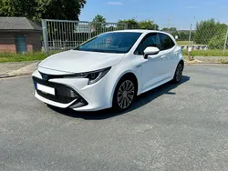 Weiß Gebraucht 2021 Toyota Corolla Team Limousine | 20.899 € (Guter Preis)