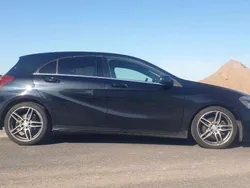 Kosmosschwarz metalliclack Gebraucht 2016 Mercedes A180 Kleinwagen | 12.990 € (Guter Preis)