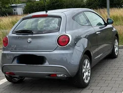 Grau Gebraucht 2009 Alfa Romeo MiTo Kleinwagen | 7.500 €