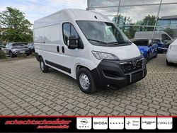 Weiss Gebraucht 2024 Opel Movano Van | 26.990 € (Fairer Preis)