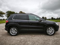 Schwarz Gebraucht 2009 VW Tiguan SUV | 4.200 € (Guter Preis)