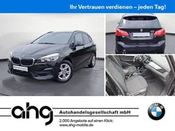 Schwarz Gebraucht 2018 BMW 218 Active Tourer Advantage Van / Kleinbus | 16.630 € (Fairer Preis)