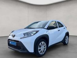 Weiß Gebraucht 2023 Toyota Aygo Business Edition Kleinwagen | 13.990 € (Fairer Preis)