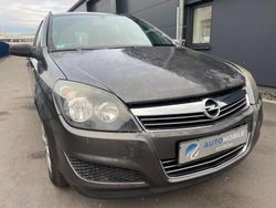 Grau Gebraucht 2009 Opel Astra Kombi | 2.490 € (Fairer Preis)