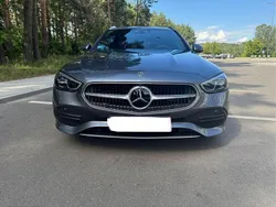 Grau Gebraucht 2025 Mercedes C200 Limousine | 37.800 € (Superpreis)
