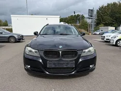 Schwarz Gebraucht 2011 BMW 320 Comfort Edition Kombi | 3.490 € (Guter Preis)