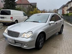 Grau Gebraucht 2005 Mercedes C180 Classic Limousine | 2.499 € (Guter Preis)
