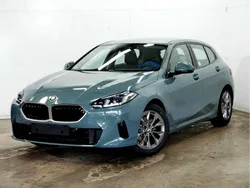Cape york grün metallic Gebraucht 2024 BMW 120 Shadowline Kleinwagen | 29.480 €