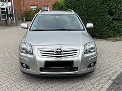 Grau Gebraucht 2007 Toyota Avensis T2 Kombi | 2.400 € (Fairer Preis)