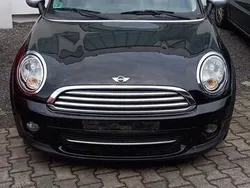 Schwarz Gebraucht 2011 Mini Clubman Kombi | 5.100 €