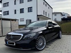Schwarz Gebraucht 2019 Mercedes C220 Limousine | 26.000 € (Etwas zu teuer)