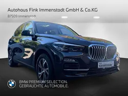 Saphirschwarz metallic Gebraucht 2019 BMW X5 Sport Line SUV | 44.960 € (Superpreis)